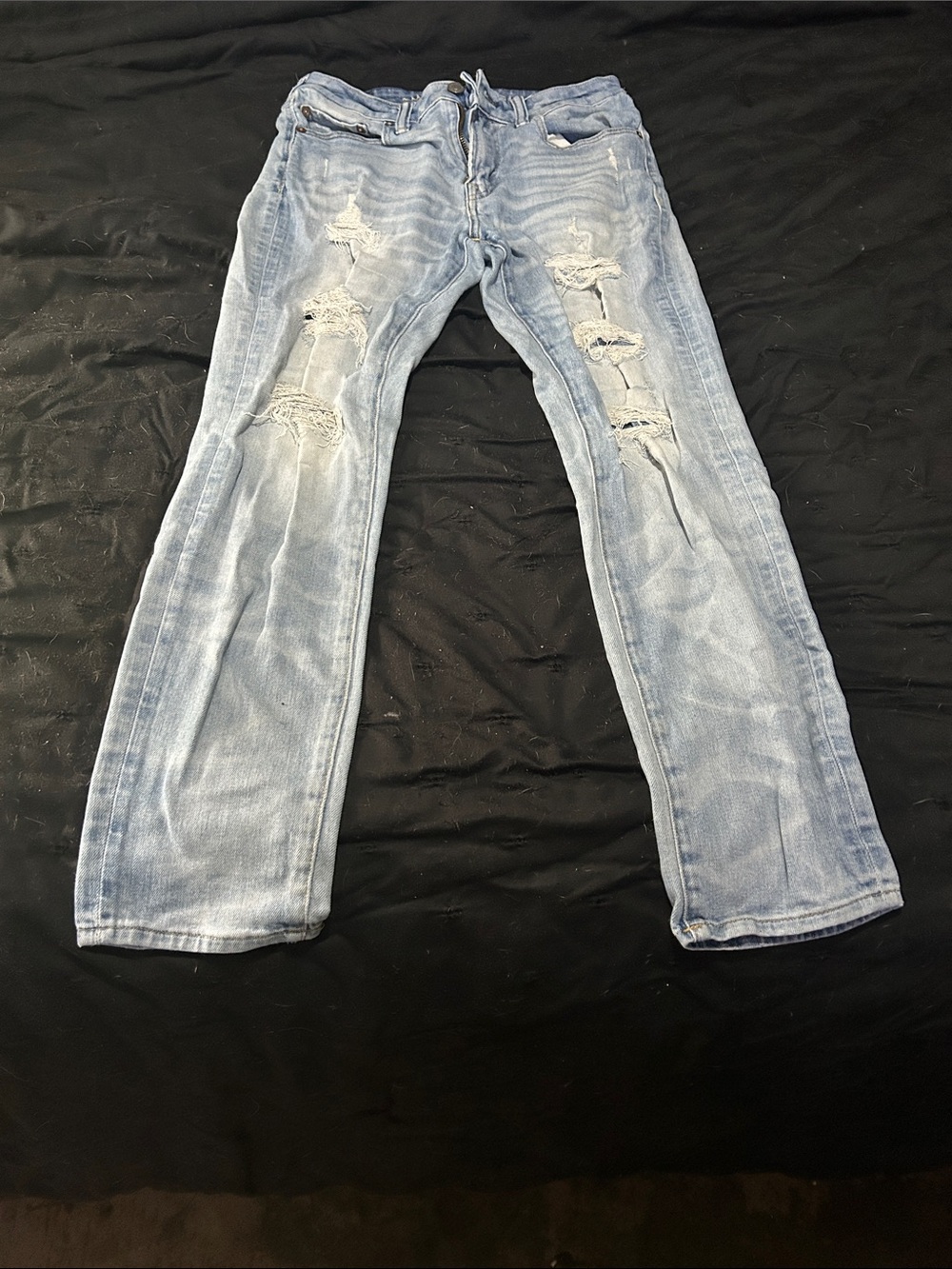 AE Slim Distressed Jeans